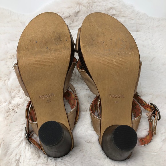 Fossil  Tan Flower Platform Women 4"Heels 1" Platform Sz 8.5 - Picture 8 of 9